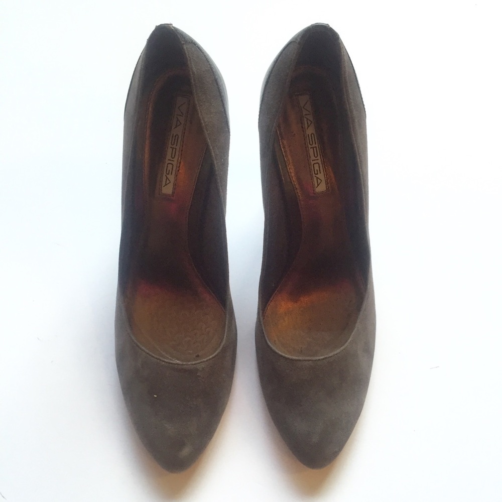 ❗️Sale❗️Via Spiga Suede Pumps